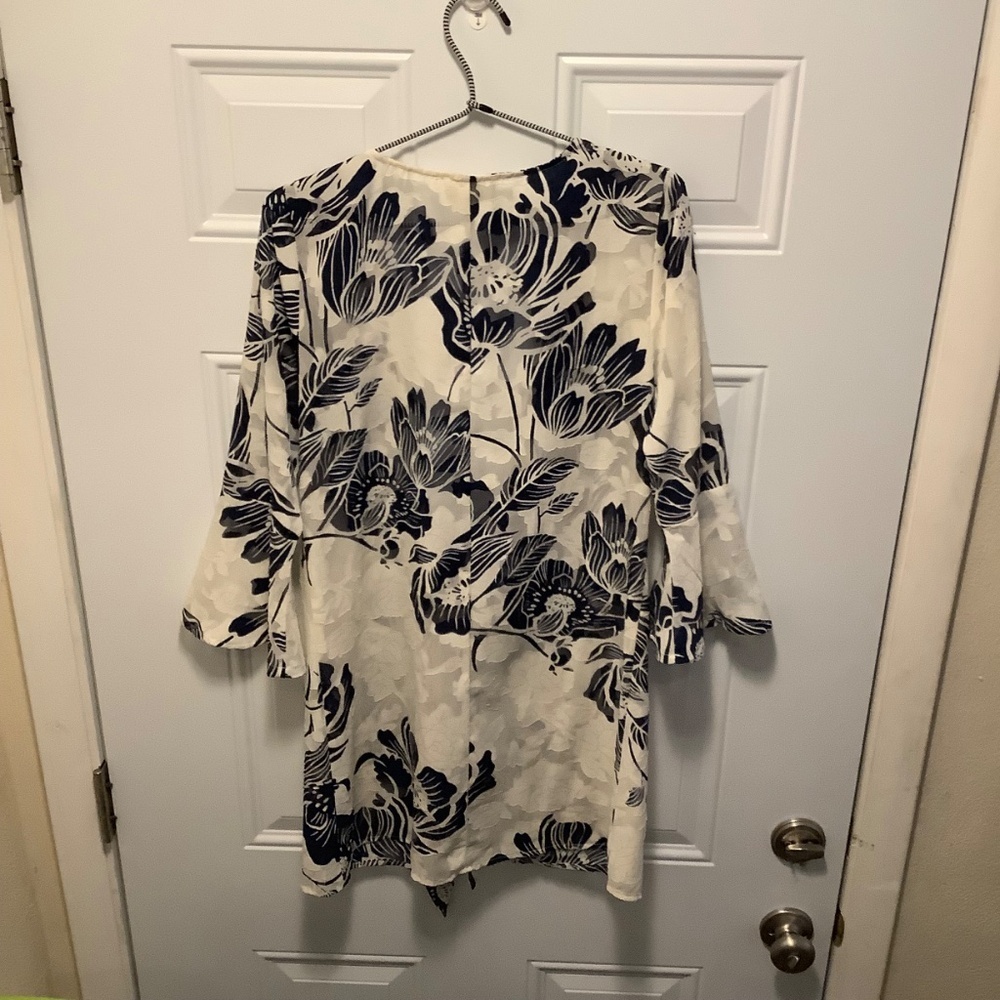 altar’d state| Burnout Tie Front Kimono Bell Sleeves Boho Floral *Flaw* Sz S - Picture 7 of 8